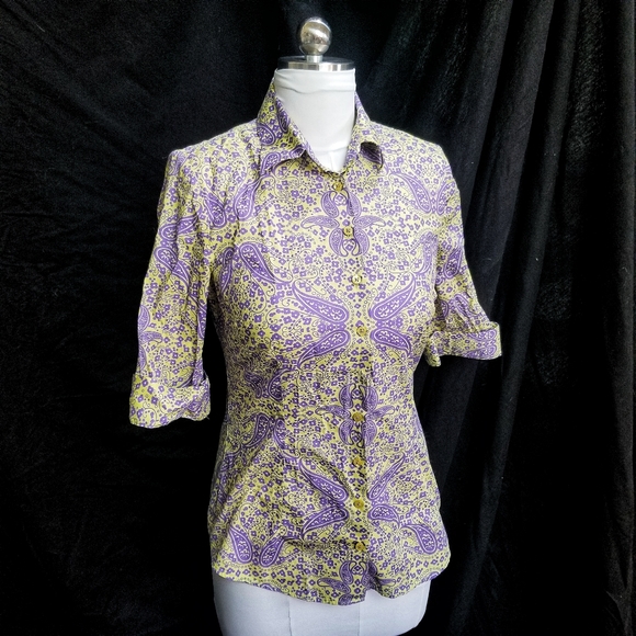 Hawes and Curtis Tops - Hawes and Curtis Fitted 3/4 Sleeve Paisley Shirt